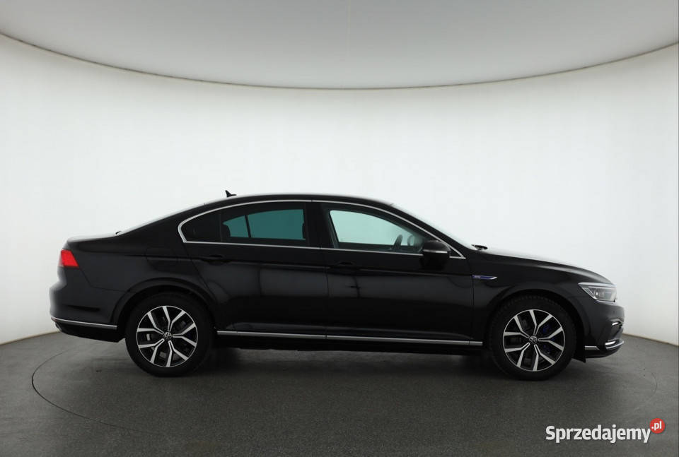 VW Passat 14 GTE pierwszy właściciel