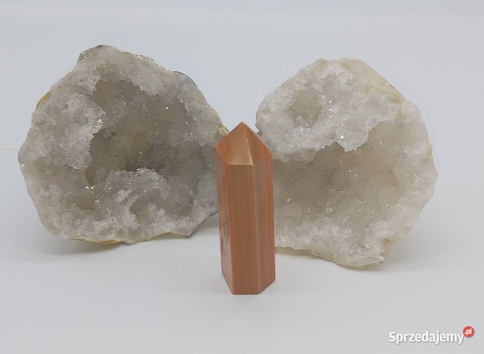 Kolekconerski naturalny czerwony jaspis obelisk Olsztyn sprzedam