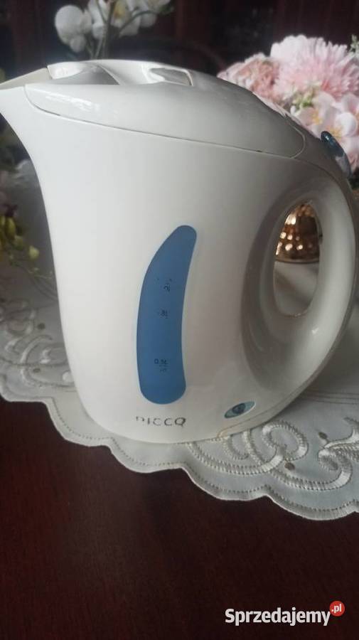 Czajnik elektryczny Ricco 750800 ml