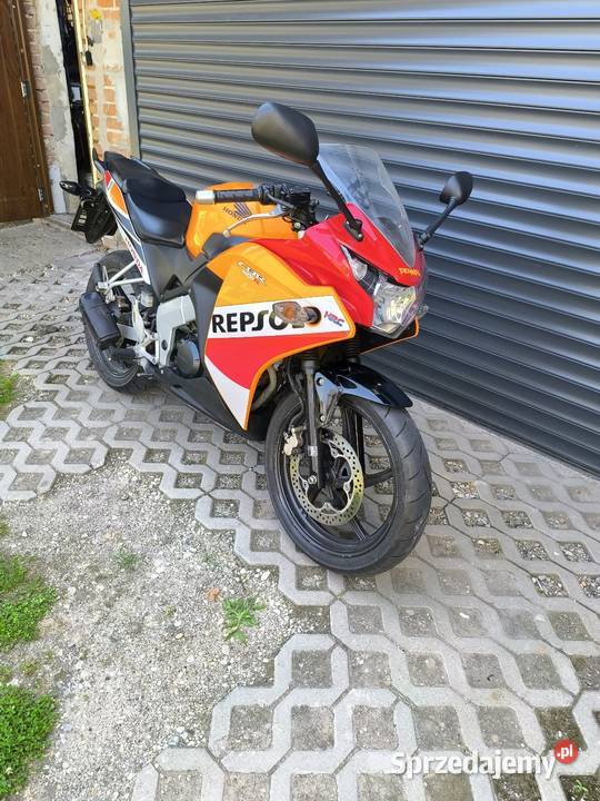 Honda CBR 125 jc50 repsol 2015 A1B Wola Mielecka