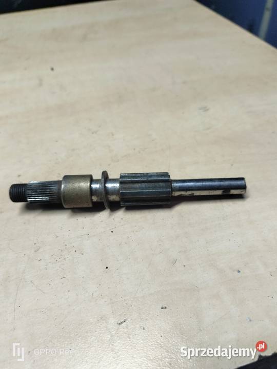 Wałek główny z tuleją Komar motorynka Łubno