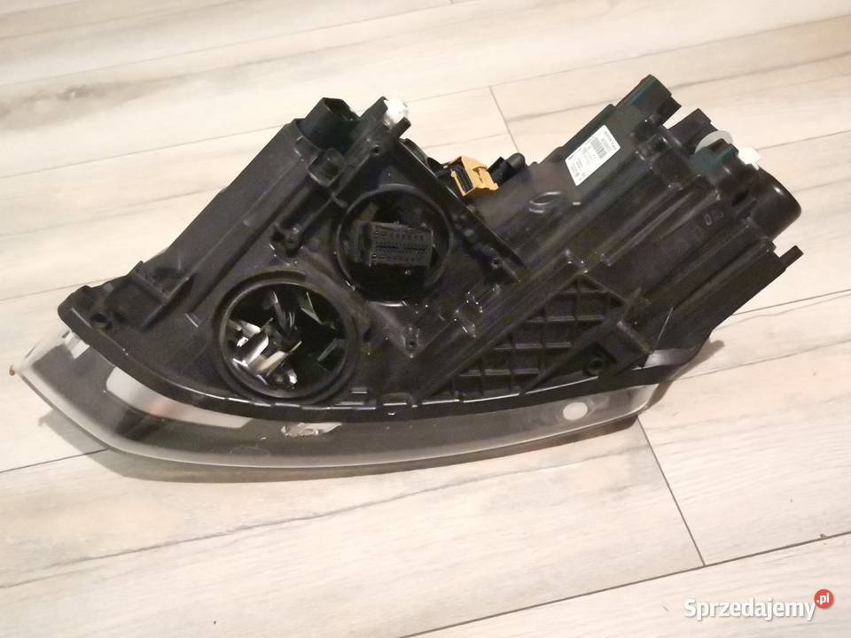 VW POLO PRAWA LAMPA GTI FULL LED PRZÓD Oświetlenie Międzychód sprzedam