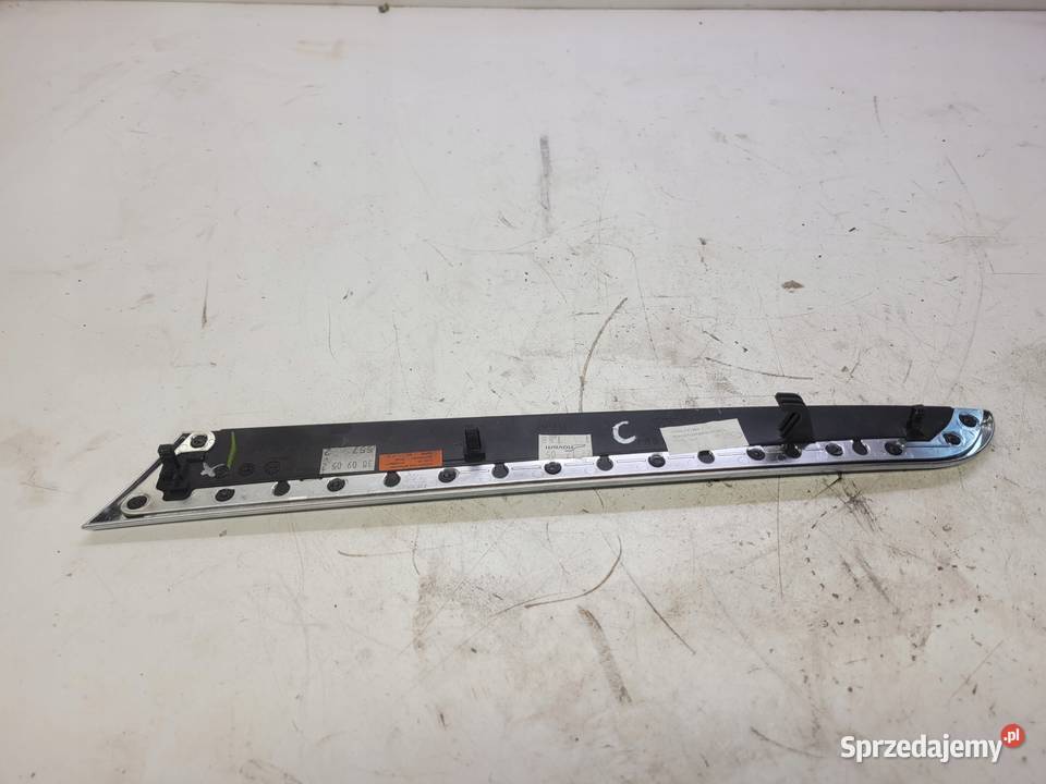 DEKOR DRZWI PRAWY PRZÓD AUDI A6 C6 4F0867419C Przystajń