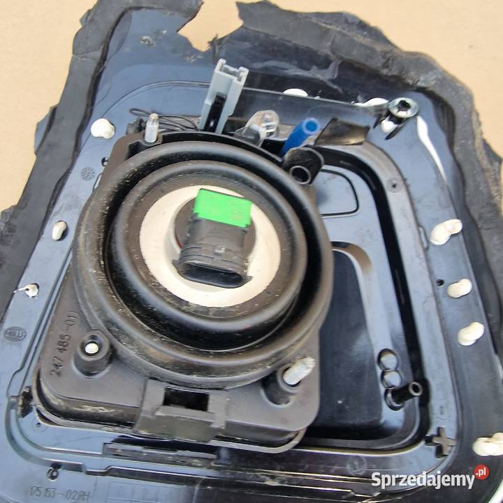 VOLVO FH4 HALOGEN PRAWY DACHOWY GÓRNY 82145721 Bieleń