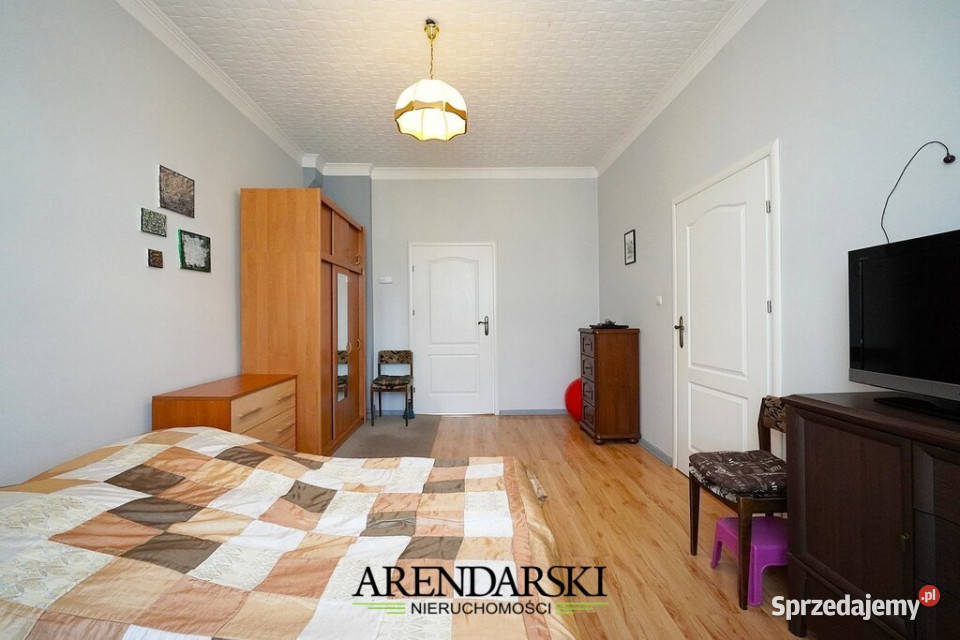 PRZESTRONNE MIESZKANIE W CENTRUM MIASTA Rok budowy 1910 lubuskie sprzedam