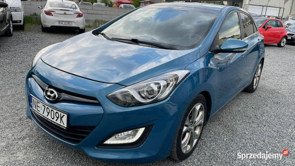 Hyundai i30 Zarejestrowany Ubezpieczony II 2012 Rok produkcji 2013 Elbląg