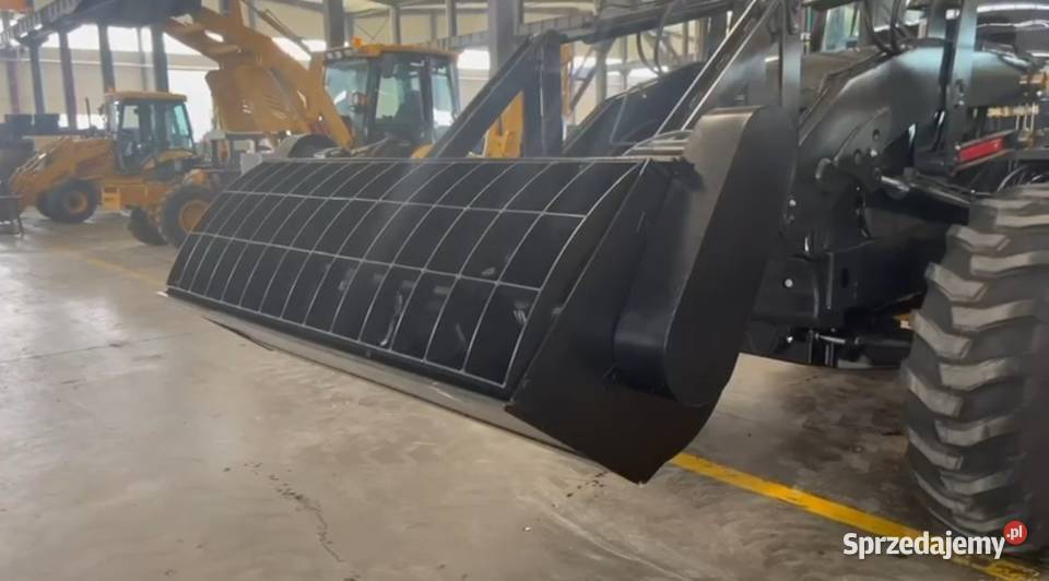 Nowy MAXUS CUMMINS 4cx 4x4 FULL koparko