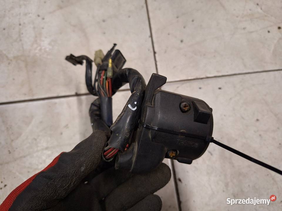 Kawasaki GPX 750 przełącznik lewy gpx750 manetka Jelenia Góra