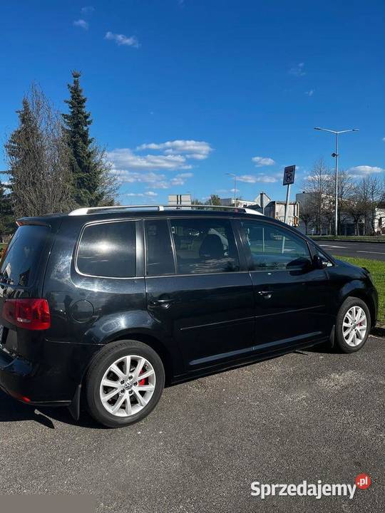 VW Touran 16TDI 105 2011r 7 osobowy 1598cm3 Touran