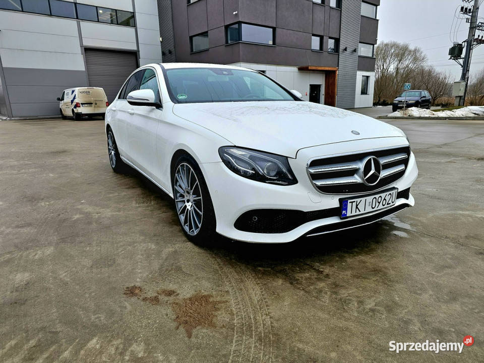 Mercedes E 220 195 Avangarda Wirtual Ambiente