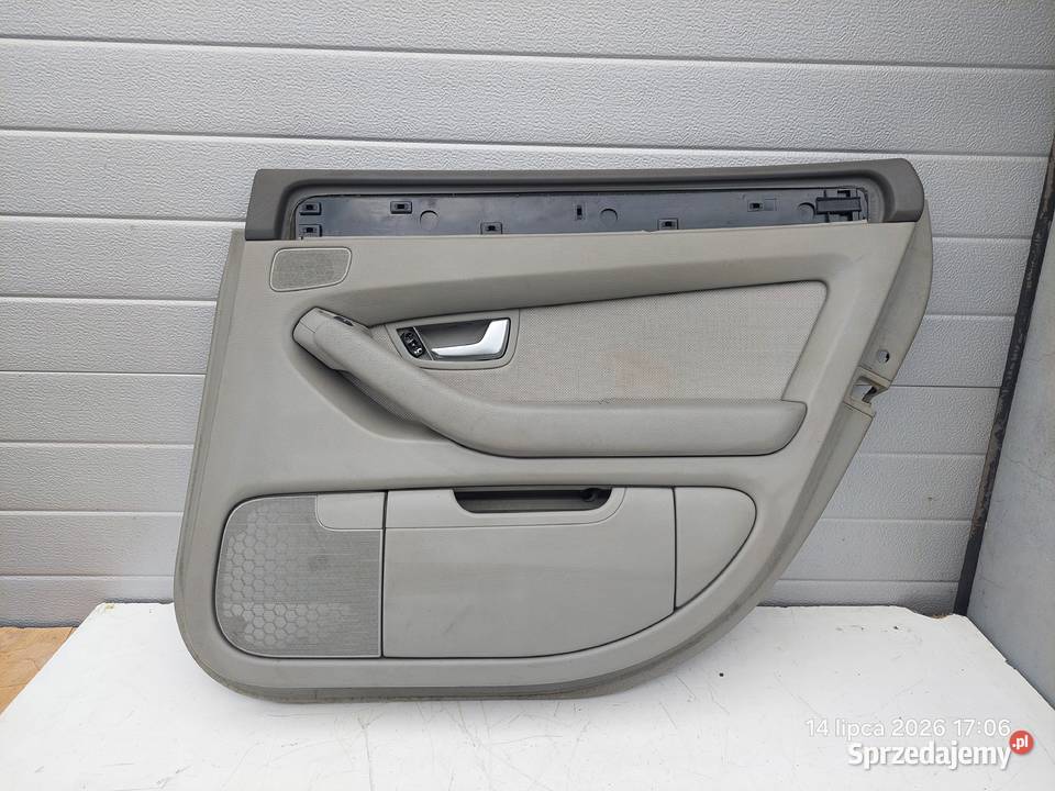 AUDI A8 D3 42 TDI 0510 TAPICERKA DRZWI PRAWA TYL osobowe