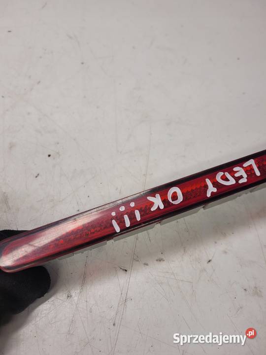 ŚWIATŁO STOP STOPU AUDI A3 8P LIFT 3D 8P3945097 Przystajń