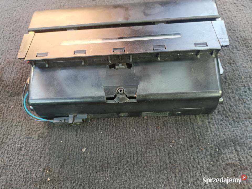 Popielniczka Przód Audi A4 B5 FL a27 śląskie Myszków