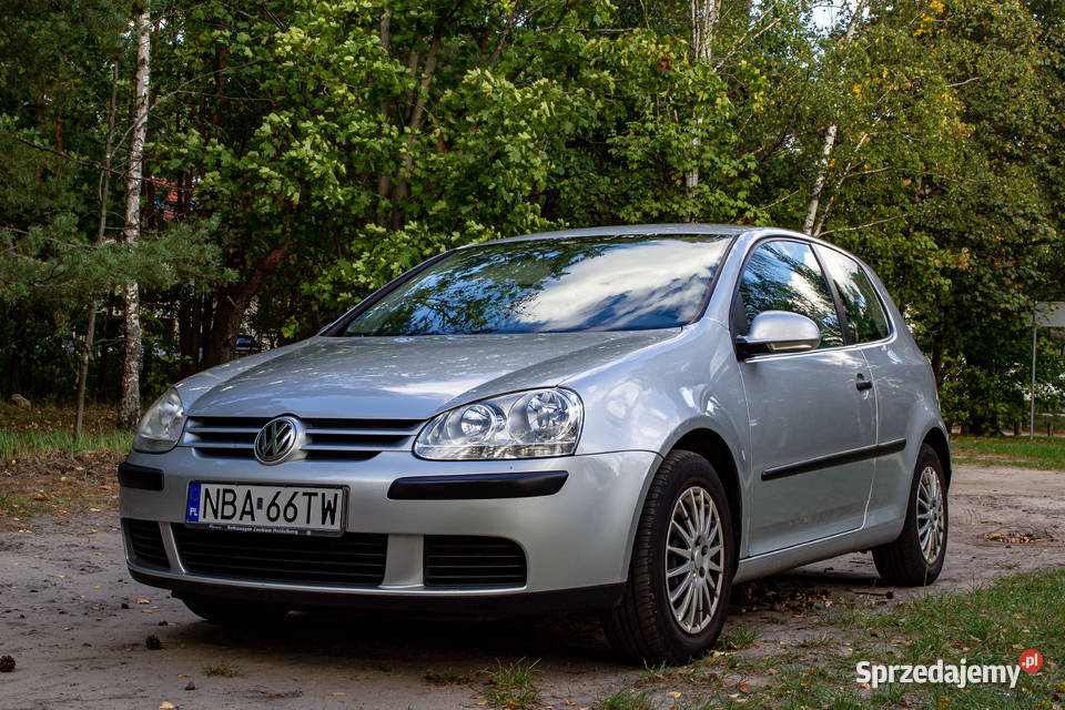 Volkswagen Golf V 16 MPI Zadbany w rodzinie 2013 Sochaczew