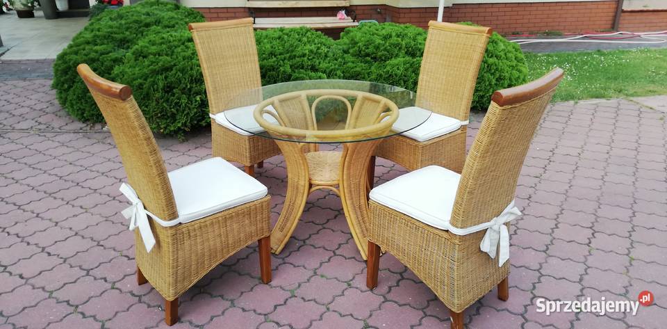 Komplet mebli 4 krzesła rattanowe stół okrągły rattanowy