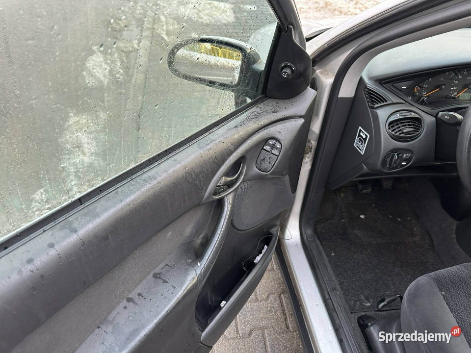 Ford Focus Niezawodna benzyna 14 podg szyba immobilizer