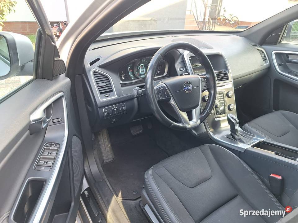 VOLVO XC60 20 Diesel 181 4X4 2014r