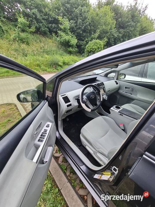 Toyota Prius V Hybrid 2012 USA Szczecin