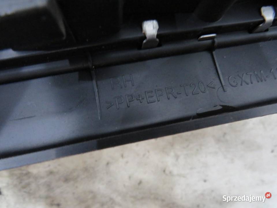 OSŁONA PROGU PRAWY PRZOD R JAGUAR XE GX7M13200CB