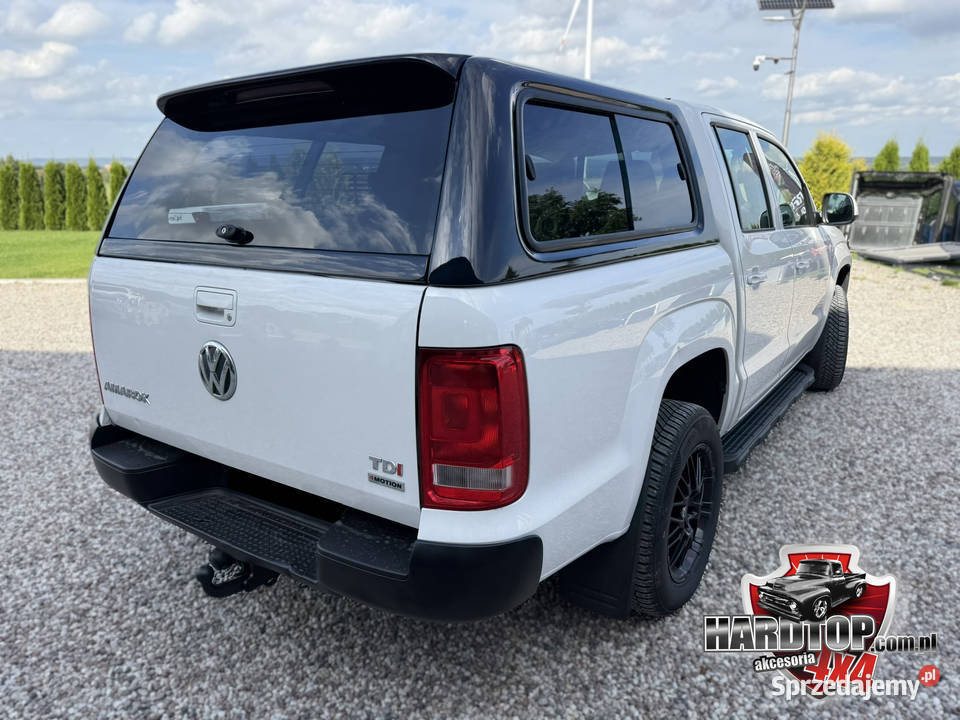 Zabudowa Amarok hardtop czarny szyby przesuwne Pasłęk