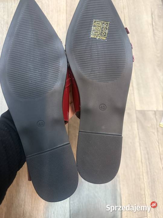 40 Bordowe czerwone baleriny wieczorowe z Obuwie Kraków sprzedam