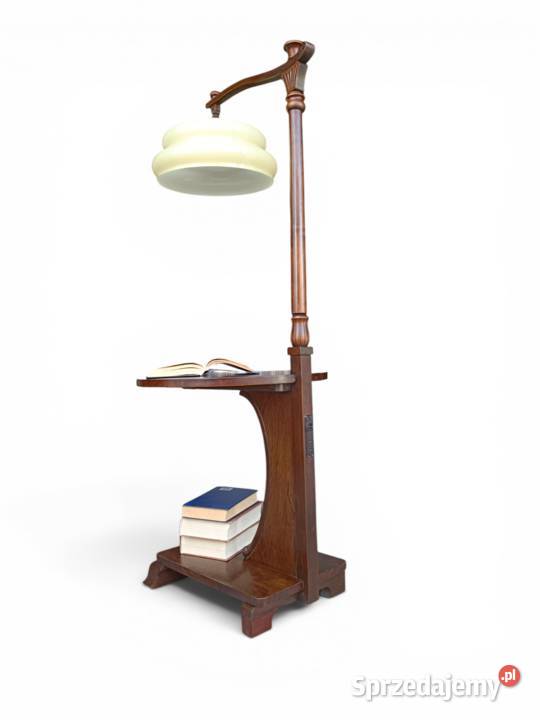 Lampa stojąca ze stolikiem bocznym w eleganckim Suchorzew