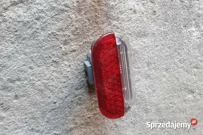 Lampka boczków wnętrza Golf 4 Sandomierz sprzedam
