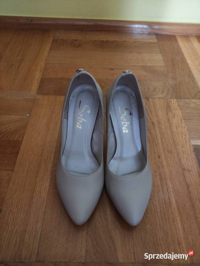 Sprzedam skórzane szpilki w kolorze beżowym Przasnysz