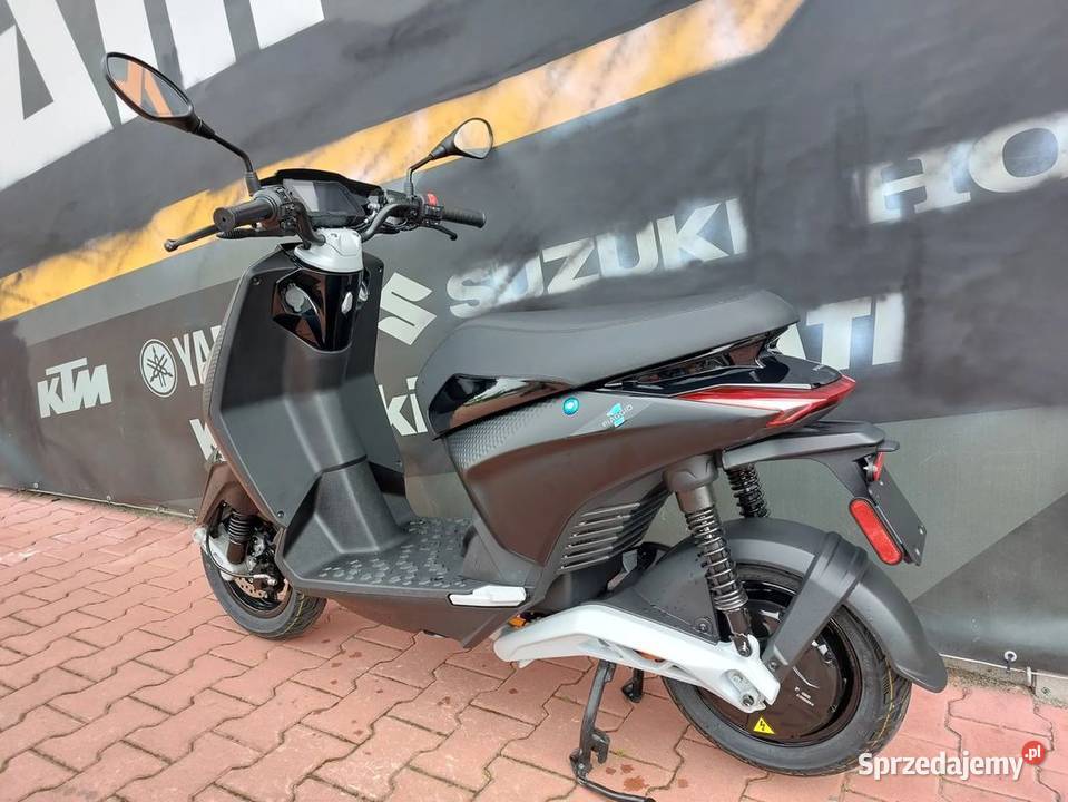 Piaggio One 2022