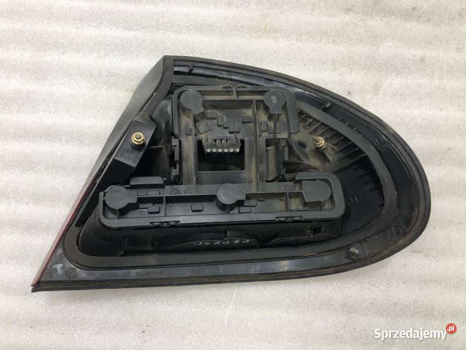 LAMPA LEWA LEWY TYŁ TYLNA OPEL TIGRA 90482000 sprzedam