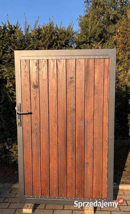 Nowoczesna Brama przesuwna drewno ogrodzenie