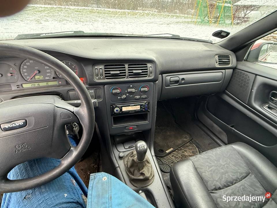 Volvo V70 20 benzsprowadzony manualna