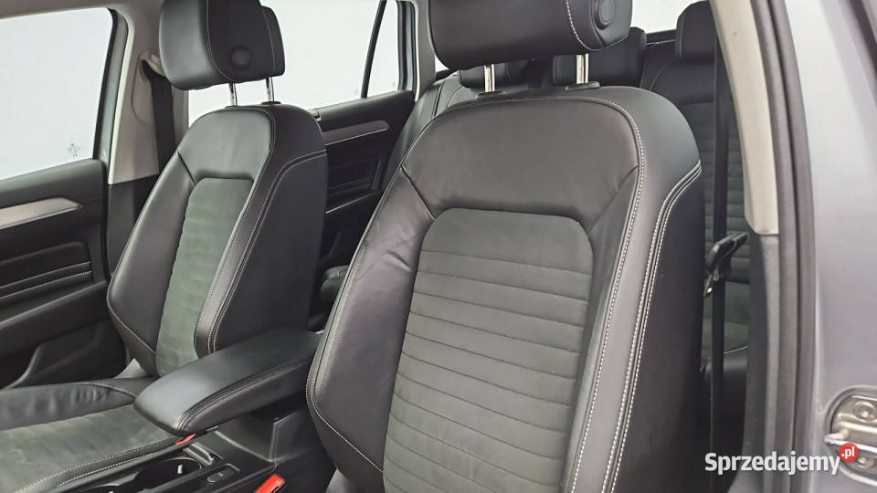 Volkswagen Passat Variant 20 TDI Elegance DSG Z Samochody osobowe Warszawa