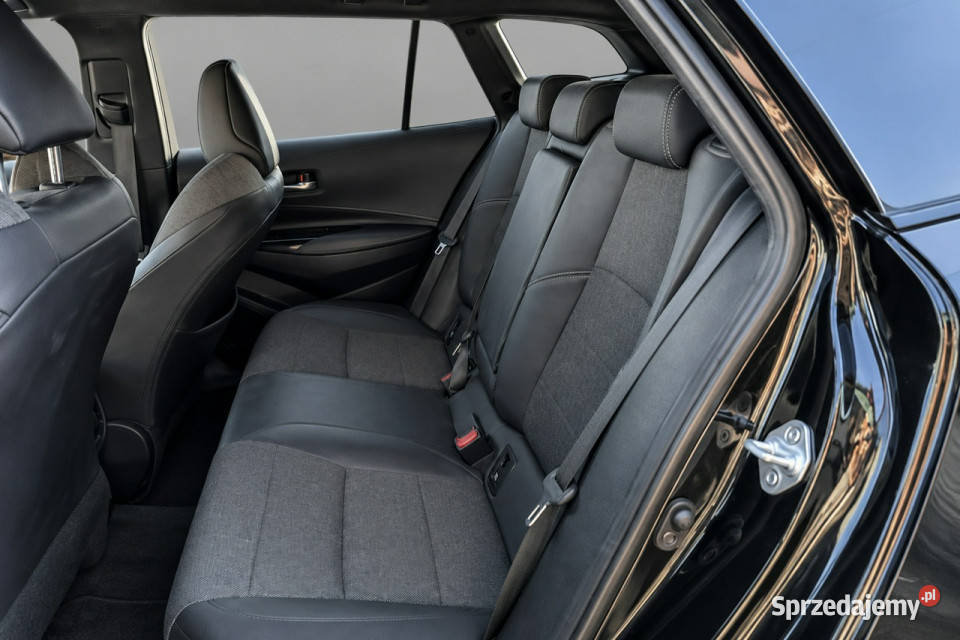 Toyota Corolla 22 Style Salon Polska 18 HYBRID isofix
