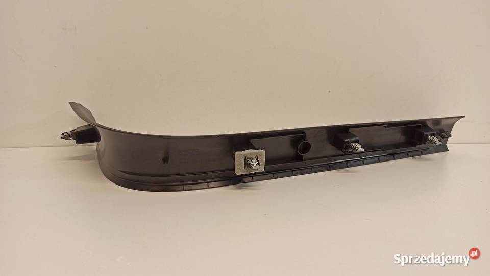 VOLVO V40 II OSŁONA PROGU PRAWY PRZÓD 31267988