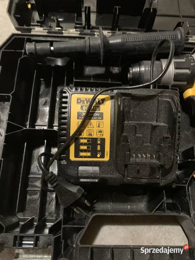 Wiertarkowkrętarka udarowa DeWALT 18V XRP Rząśnik