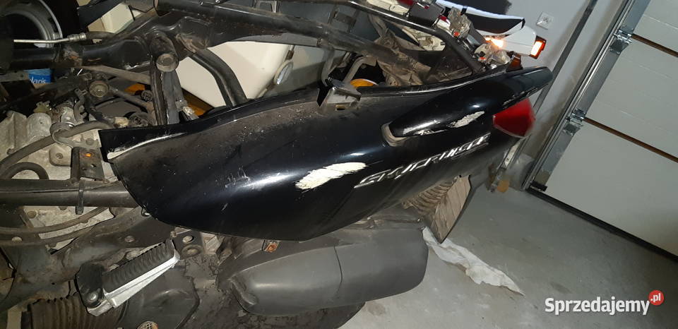 Boczek tylni owiewka prawa i lewa strona yamaha Dąbrowa Zielona