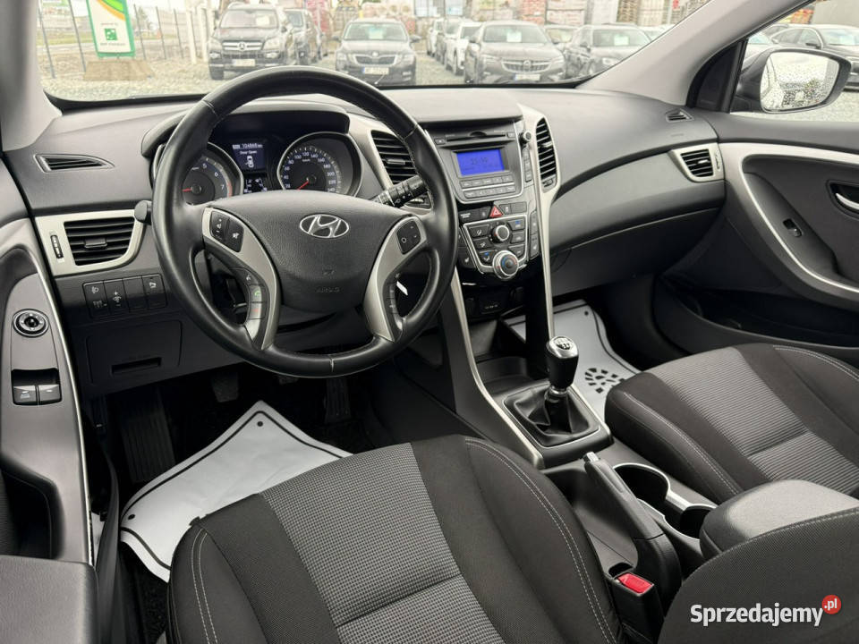 Hyundai i30 II 14 16V MPI 99 2014r 105 zadbany benzyna Wojkowice