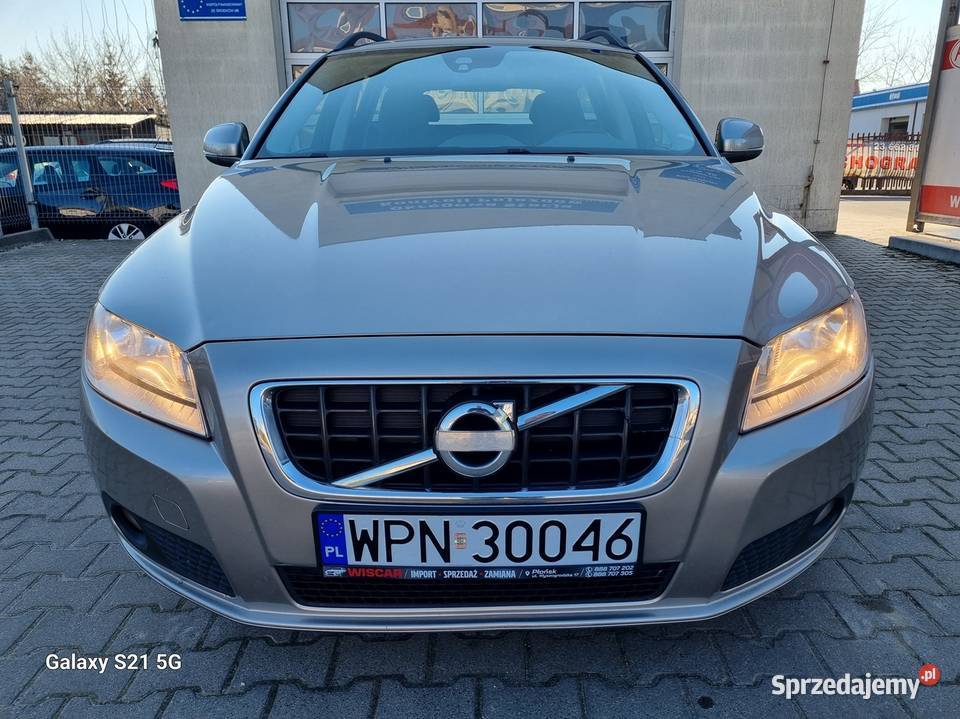 Volvo V70 III 20 D 136 nawigacja alufelgi Płońsk