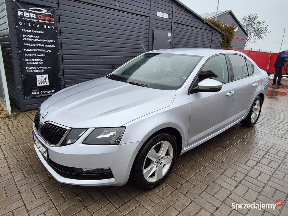 Skoda Octavia 16 TDI Ambition nieuszkodzony Octavia Groblice sprzedam