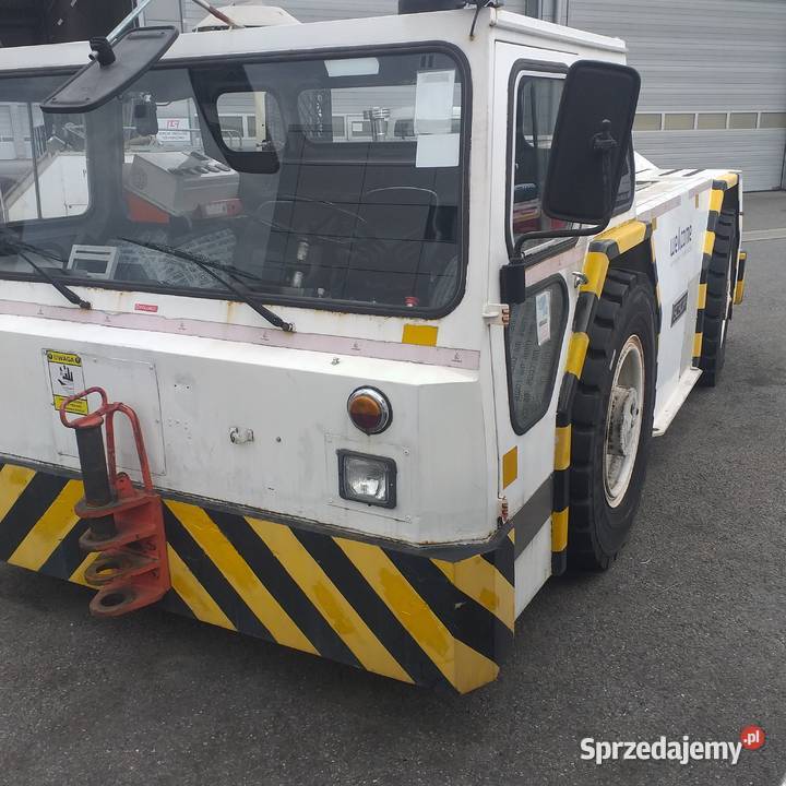 Ciągnik lotniskowy Schopf F206 Kraków