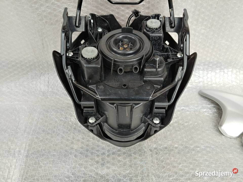 Lampa reflektor stelaż przód Suzuki SFV 650 Zamość