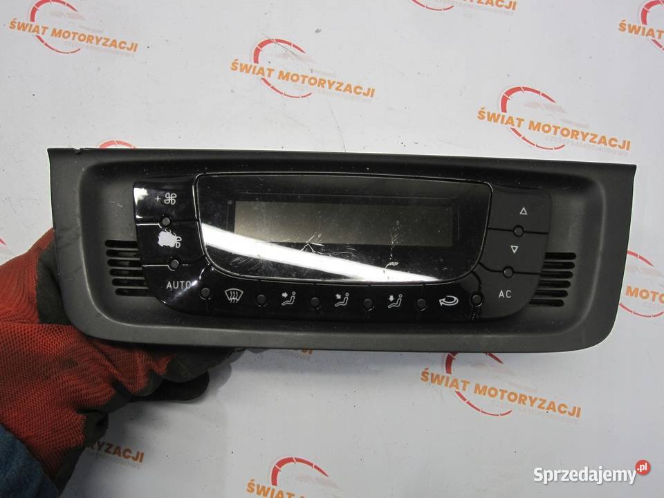 SEAT IBIZA IV 12r panel nawiewu 6J0820043C Kielce