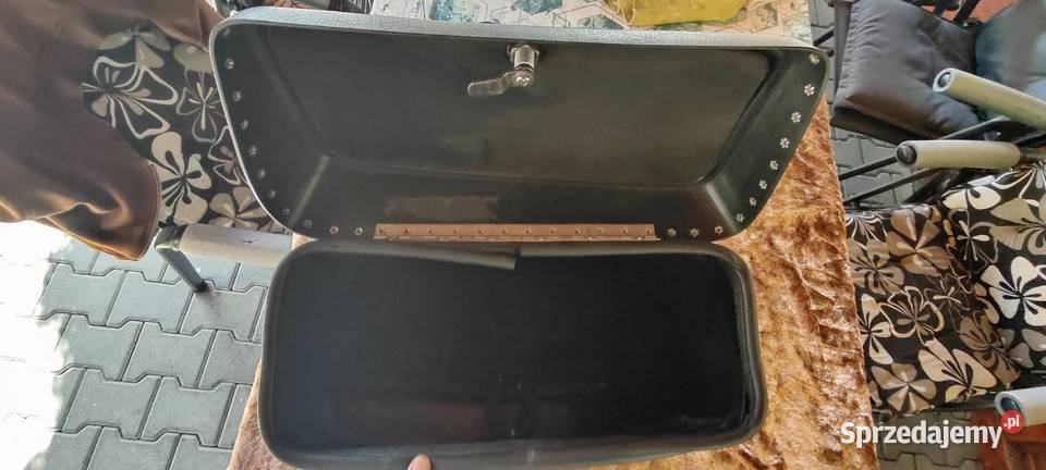 Kufer Sakwa LeatherLyke Harley Davidson prawy Orzesze