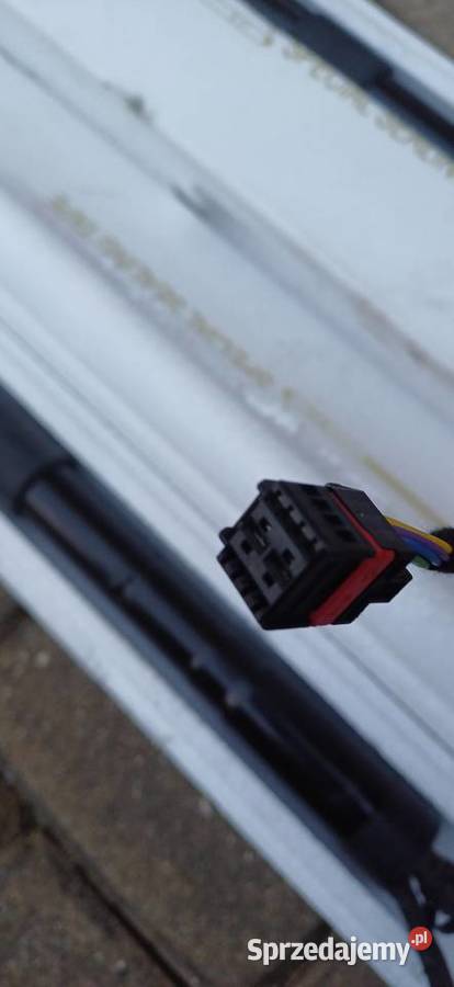 Siłownik klapy bagażnika Volvo V60 II 2018 Lublin