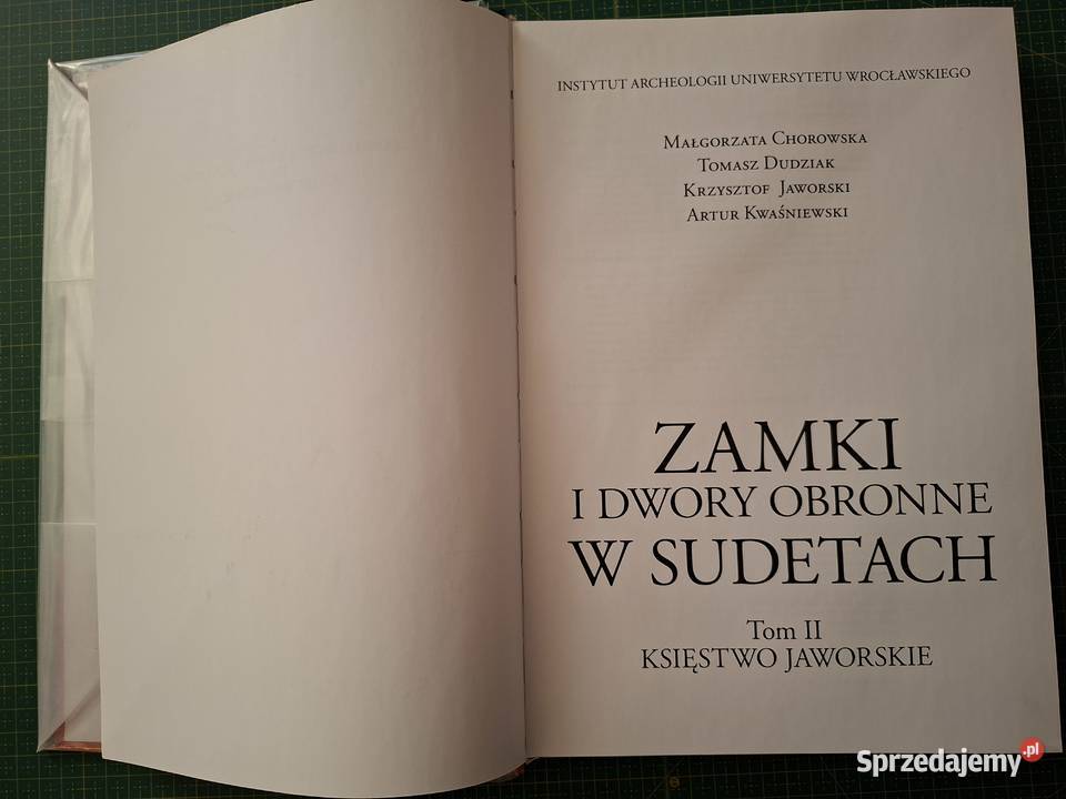 Zamki i dwory obronne w Sudetach tom II