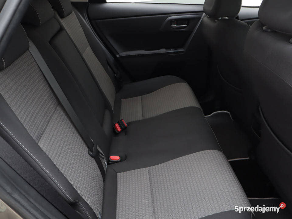 Toyota Auris Hybrid Bielany Wrocławskie