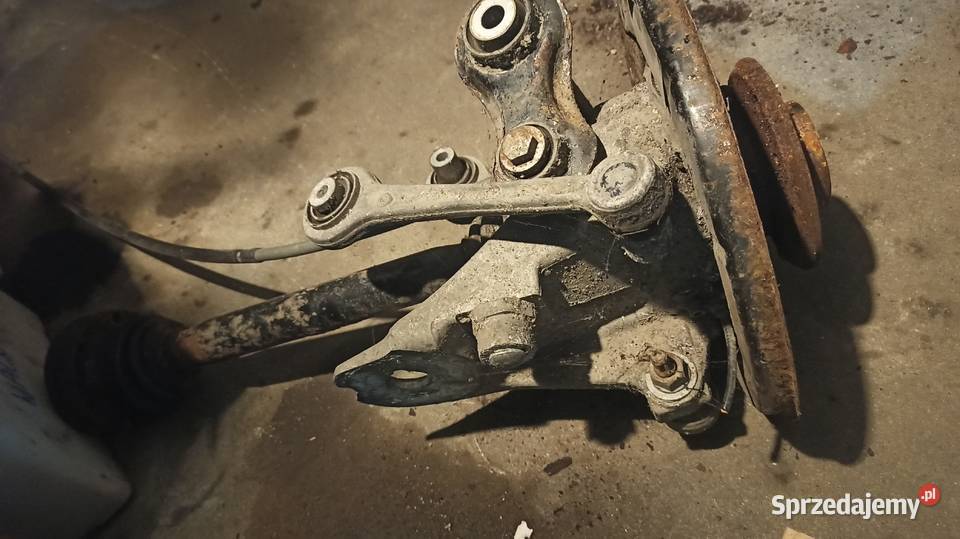Piasta Zwrotnica Prawy Prawa TYŁ Półoś Bmw e39 Dębica