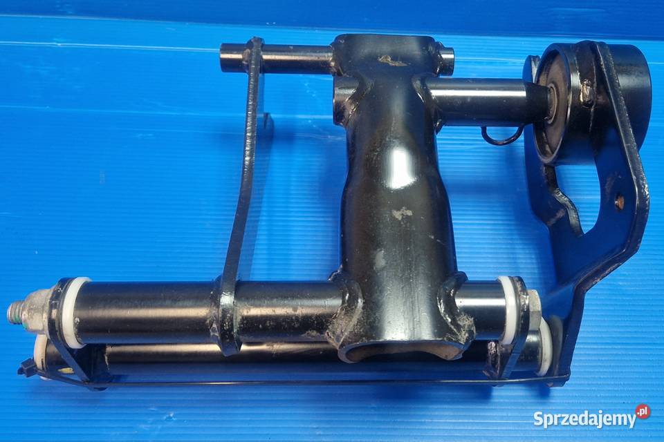 Mocowanie silnika piaggio Liberty 125 2021r