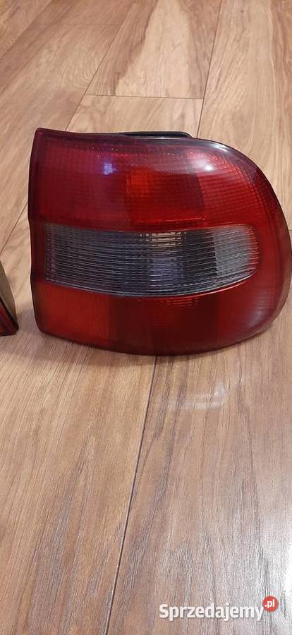 Lampy tylne prawa lewa komplet wysyłka dwie Chocianów sprzedam